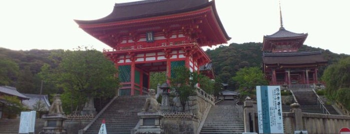 Kiyomizu-dera Temple is one of Great Spots Around the World.