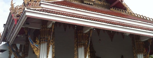 Wat Chinorasaram Worawihan is one of TH-Temple-1.