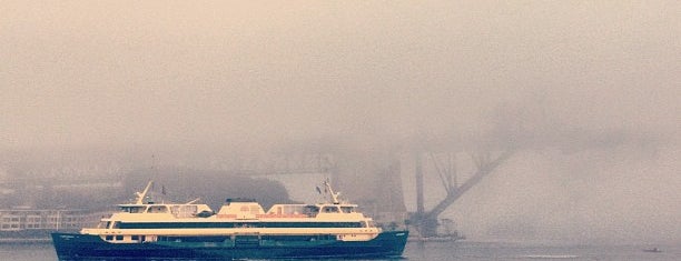 Sydney Harbour Ferry is one of Andrew : понравившиеся места.