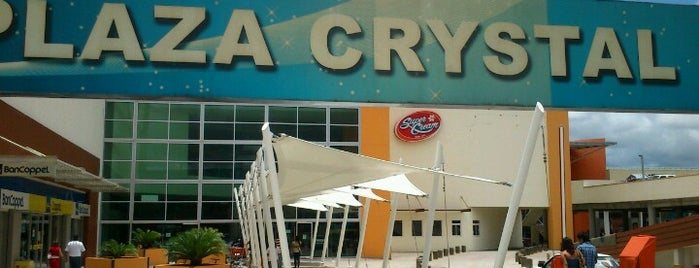 Plaza Crystal Tuxpan is one of Locais curtidos por Mario.