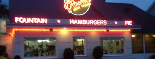 Johnny Rockets is one of Tempat yang Disukai Lizzie.