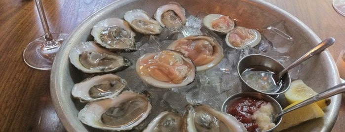 Oyster Club is one of Farm to Table.