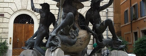 Fontana delle Tartarughe is one of Vlad'ın Beğendiği Mekanlar.