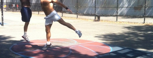 Riverside Park Basketball Courts is one of Basketball Scout.