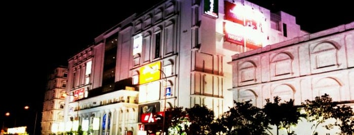 Bioscope is one of Kolkata West Bengal Shopping Malls.