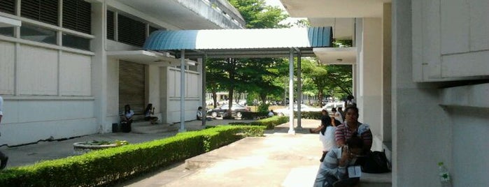 อาคารบางนา 6 (BNB 6) is one of มหาวิทยาลัยรามคำแหง 2 (Ramkhamhaeng University 2).