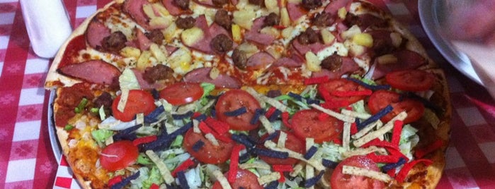 Gordy's Pizza & Pasta is one of Posti che sono piaciuti a Cusp25.
