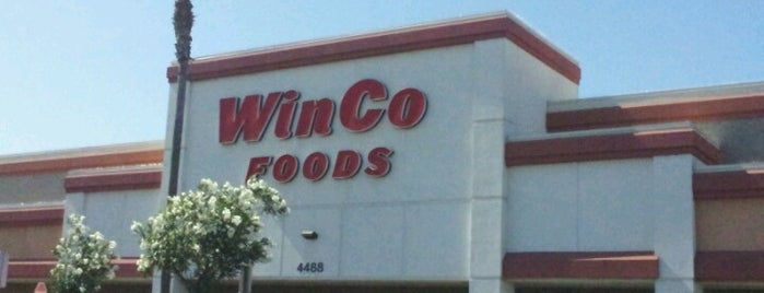 WinCo Foods is one of Tempat yang Disukai Tyler.