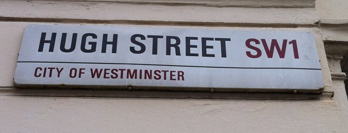 Hugh Street is one of Tempat yang Disukai Angela.