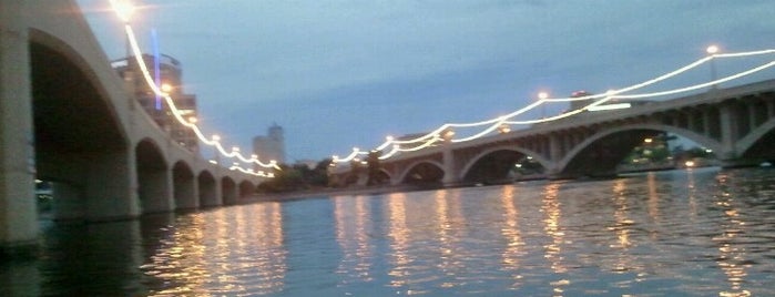 Tempe Town Lake is one of artさんのお気に入りスポット.