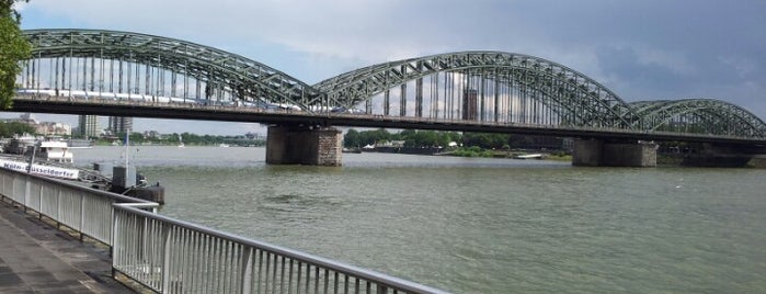 Hohenzollernbrücke is one of StorefrontSticker #4sqCities: Köln.