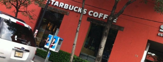 Starbucks Coffee is one of Lugares que visitar cuando estas en San Angel.