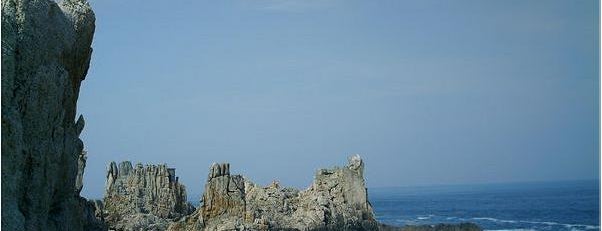 웨상 is one of Bretagne Historique.