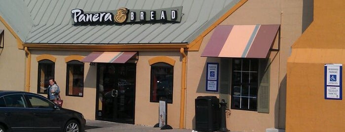 Panera Bread is one of Good Eats In Gaithersburg.
