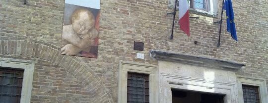 Casa natale di Raffaello is one of Art and Museums in the Marches.