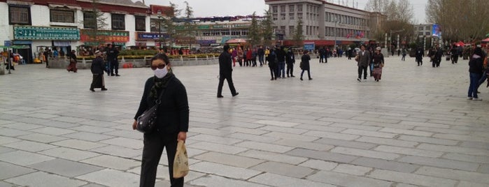 Barkhor Square is one of Tibet Tour.