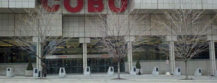 Cobo Center is one of สถานที่ที่ Tomek ถูกใจ.