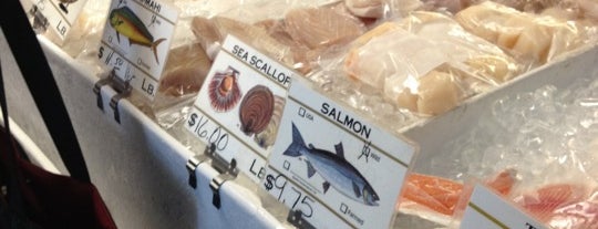 Gay Fish Co., Inc. is one of Lugares favoritos de Armon.