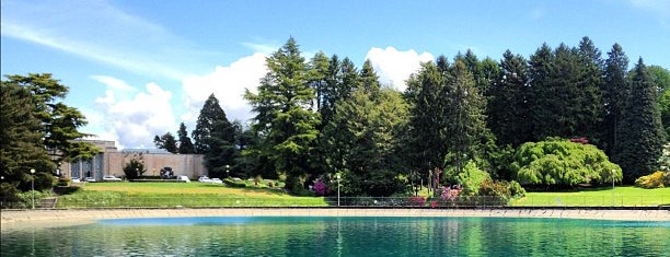 Volunteer Park is one of สถานที่ที่บันทึกไว้ของ Kaleigh.