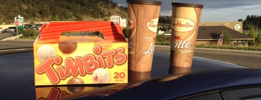 Tim Hortons is one of Katharineさんのお気に入りスポット.