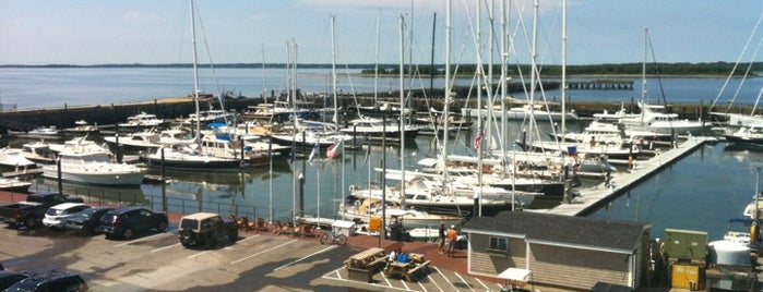 Hinckley Yacht Services is one of Member Discounts: North East.