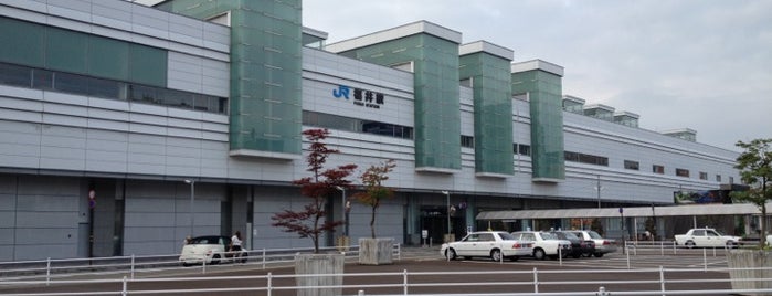 Fukui Station is one of 北陸本線.