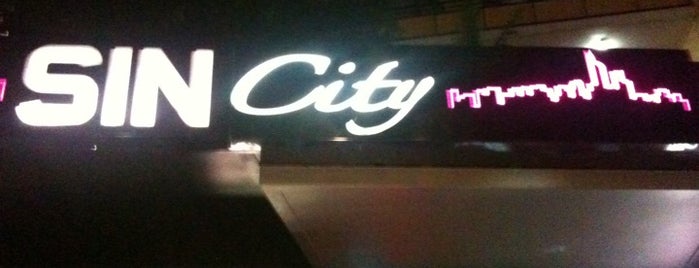 Sin City Nightclub is one of Ночная жизнь Голд Коста.