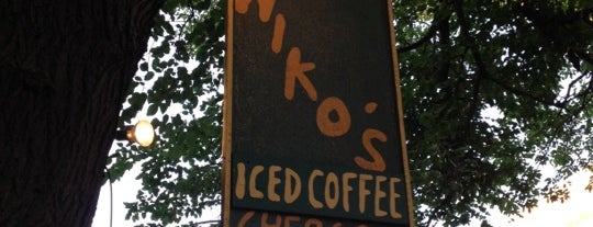 Miko's Italian Ice is one of Lieux qui ont plu à Chris.