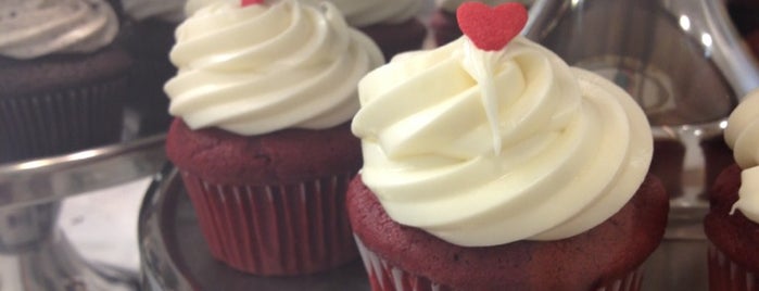 Georgetown Scoops is one of The DC Cupcake Critic's Ultimate Guide to Cupcakes.