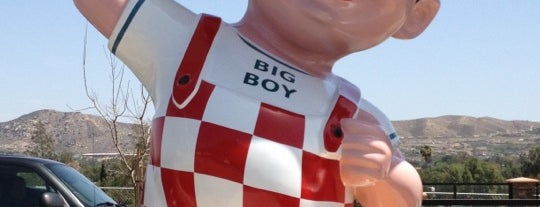 Bob's Big Boy is one of Lugares favoritos de Valerie.