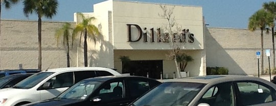 Dillard's is one of Pamela : понравившиеся места.