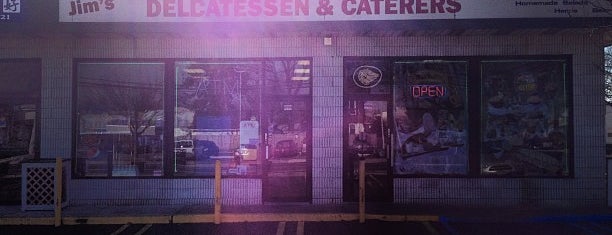 Jim's Deli is one of Benjaminさんのお気に入りスポット.