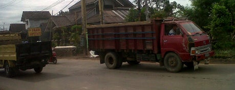 Jalan Cileungsi - Jonggol is one of Roads.