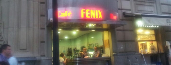 Bar Fénix is one of Lieux sauvegardés par César.