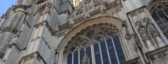 Catedral de Nuestra Señora is one of Antwerpen does #4sqCities.