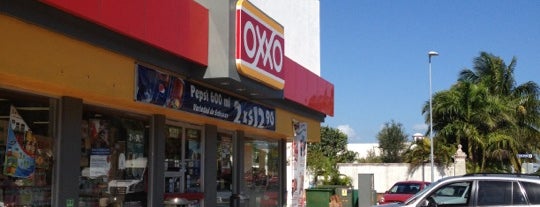 Oxxo is one of Glow : понравившиеся места.