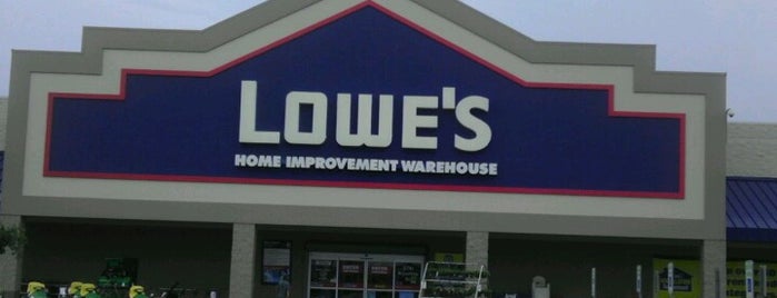 Lowe's is one of Bobby'un Beğendiği Mekanlar.