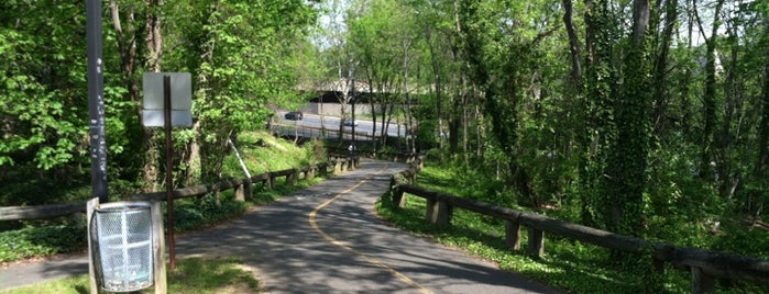 Custis Trail is one of NOVA parks.