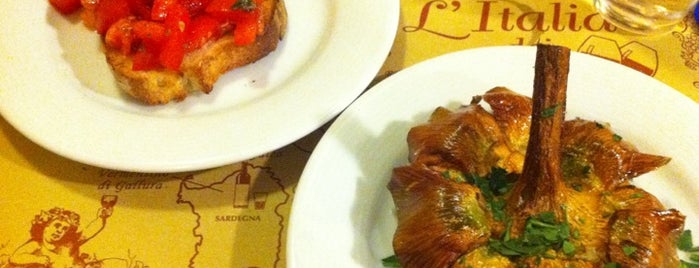 Fattoincasa is one of ♛ Best Restaurants in Rome ♛.