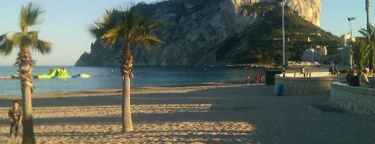 Playa de La Fossa / Levante is one of สถานที่ที่ Oksana ถูกใจ.