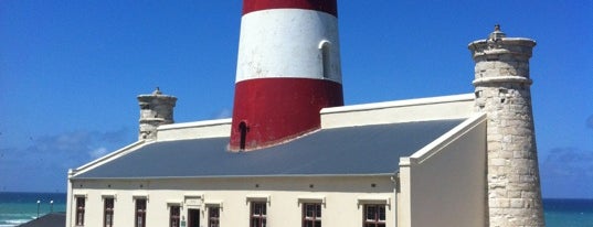 Cape Agulhas Lighthouse is one of Posti che sono piaciuti a Petr.