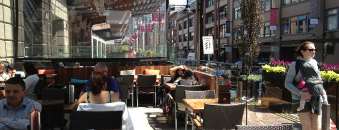 Cactus Club Cafe is one of Lugares favoritos de Sarp.