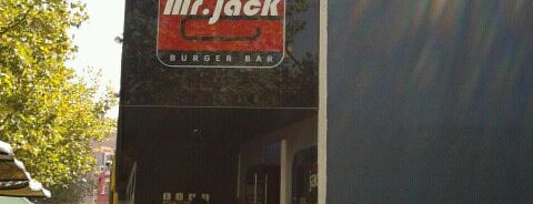 Mr. Jack is one of Mejores Sandwicherias en Santiago.