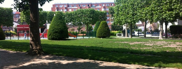 Square Silvain is one of Bois-Colombes.