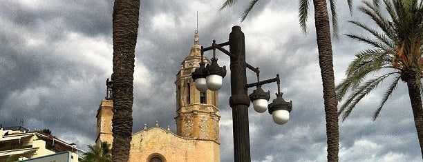 Sitges is one of Barcelona to go.