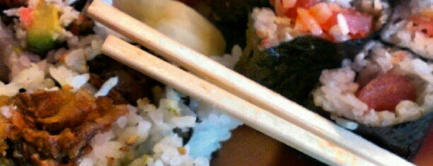 Sushi From East is one of สถานที่ที่บันทึกไว้ของ Theodore.