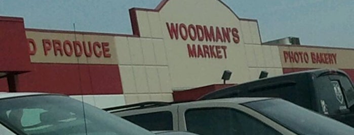 Woodman's Food Market is one of Andrew: сохраненные места.
