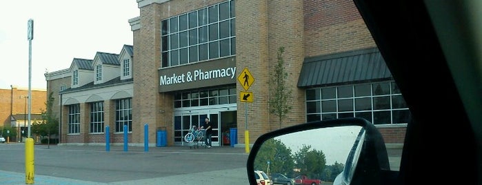 Walmart Supercenter is one of Sullivan'ın Kaydettiği Mekanlar.