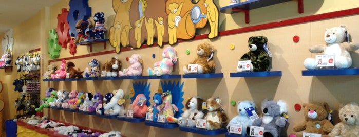Build-A-Bear Workshop is one of Places to Visit With the Kids 👪.