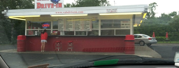 Val's Drive-in is one of Lewiston/Auburn Area Landmarks.